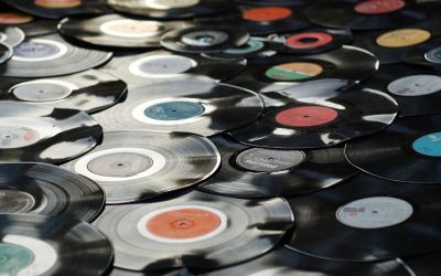 Super przeboje z lat minionych – jaka muzyka była popularna w latach 40?