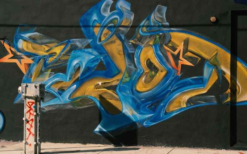 Street art a graffiti najważniejsze różnice. Historia, najważniejsze fakty i przewodnik
